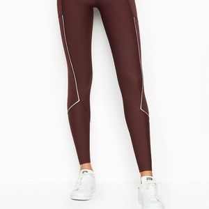 TOTAL KNOCKOUT MID RISE TIGHT NWT PORTO medium reg